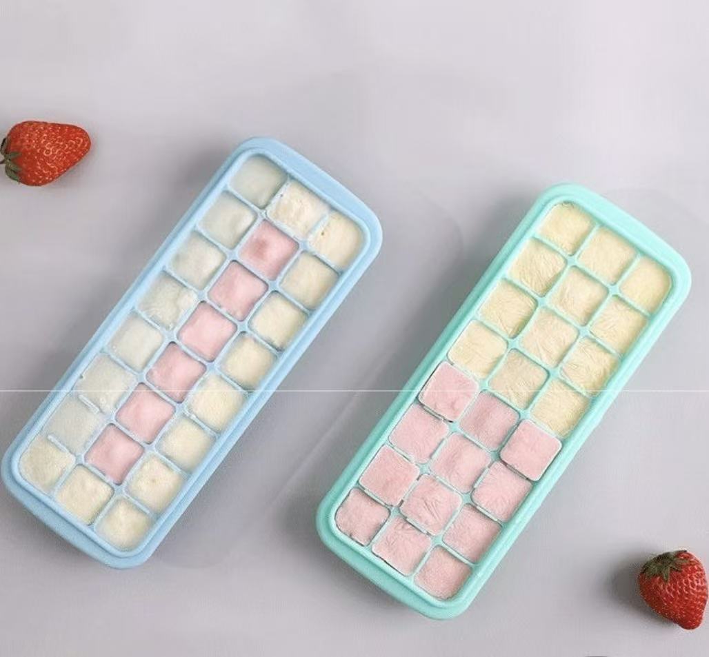 Freezer Tray Baby - 蓋付きシリコン製製氷皿 24個入り ゼリーメーカー 冷凍型 簡単取り出し ウイスキー