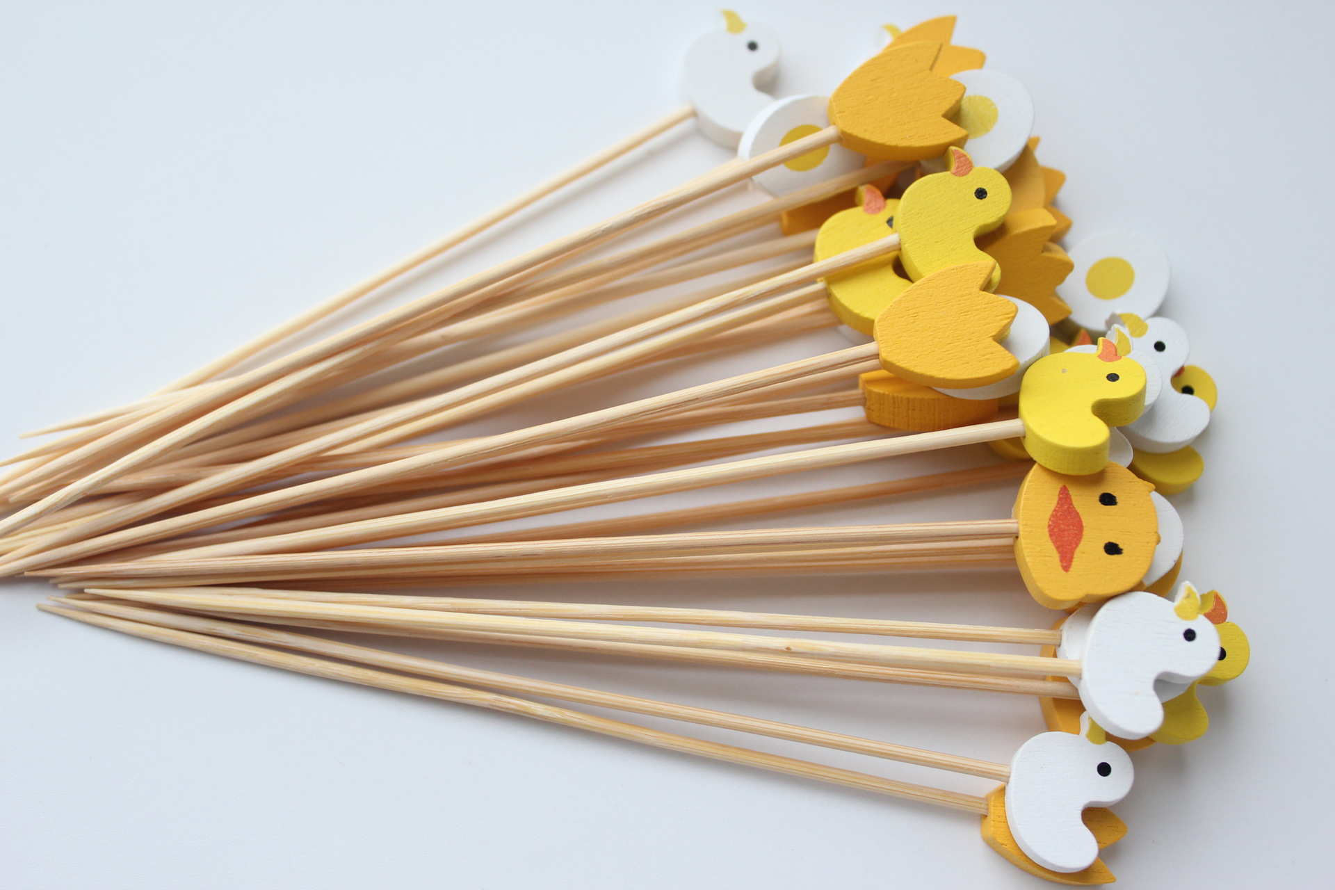 子供用の使い捨て竹食品ピック,フルーツフォーク,デザートフォ - Baby Food Yellow のレビューと価格